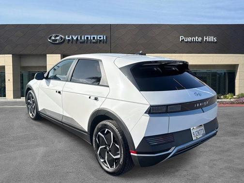 2024 Hyundai IONIQ 5 SEL