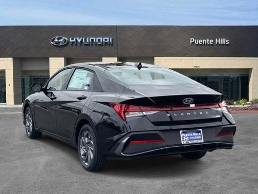 2025 Hyundai ELANTRA HEV Blue