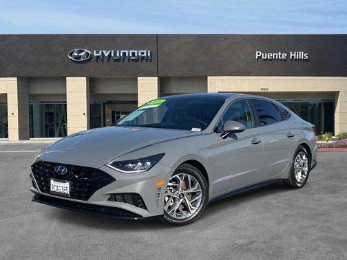 2022 Hyundai SONATA SEL