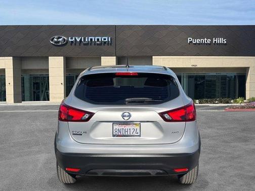 2018 Nissan Rogue Sport S