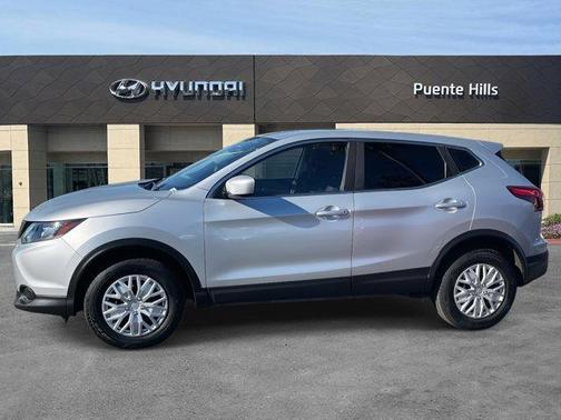 2018 Nissan Rogue Sport S
