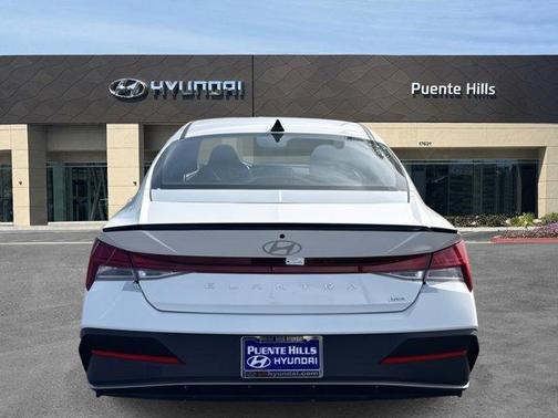 2026 Hyundai ELANTRA HEV SEL Sport