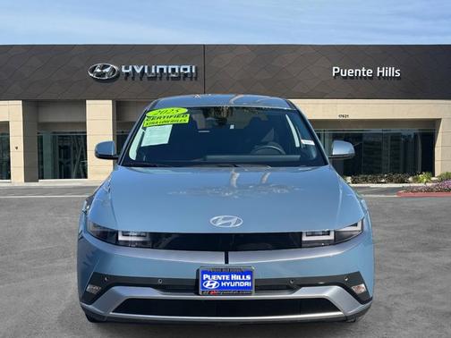 2025 Hyundai IONIQ 5 SE Standard Range