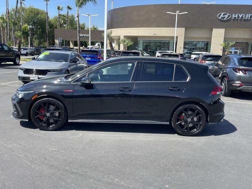 Mythos Black Metallic 2024 Volkswagen Golf GTI 1.4T TSI