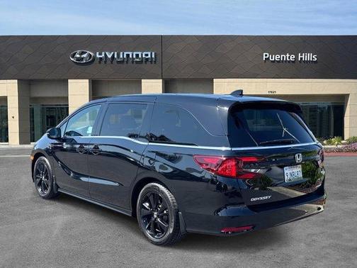 2024 Honda Odyssey Sport