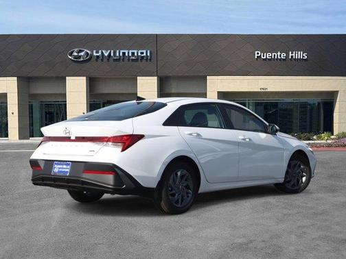 2025 Hyundai ELANTRA HEV Blue