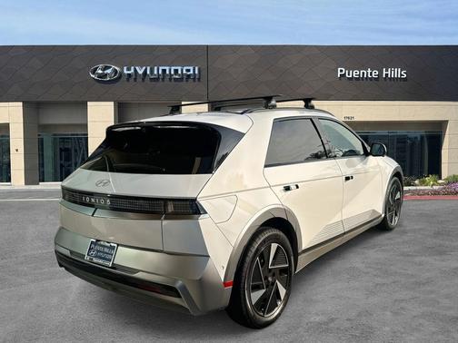 Atlas White 2026 Hyundai IONIQ 5 Limited