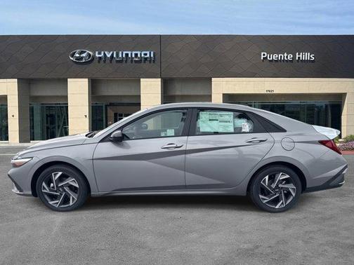 2025 Hyundai ELANTRA HEV SEL Sport