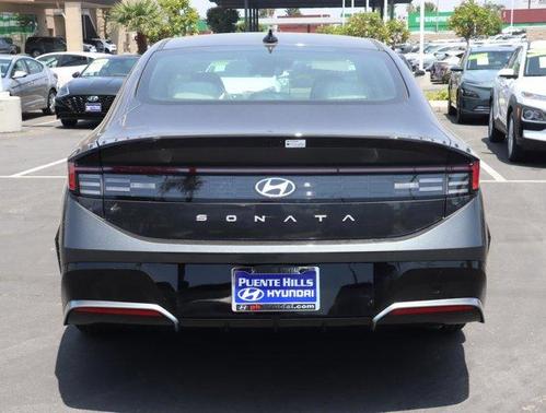 2025 Hyundai SONATA SEL