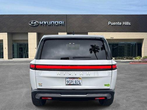 2023 Rivian R1S Adventure Quad Motor Large Pack