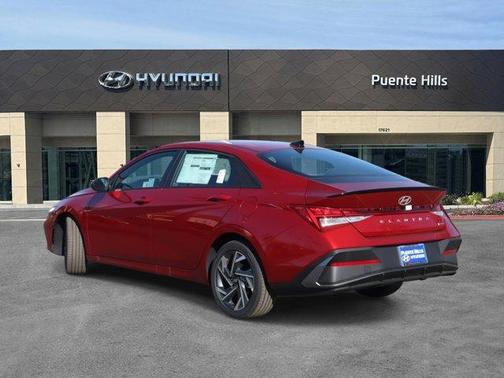 2025 Hyundai ELANTRA HEV SEL Sport