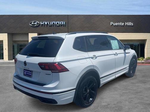2024 Volkswagen Tiguan 2.0T SE R-Line Black