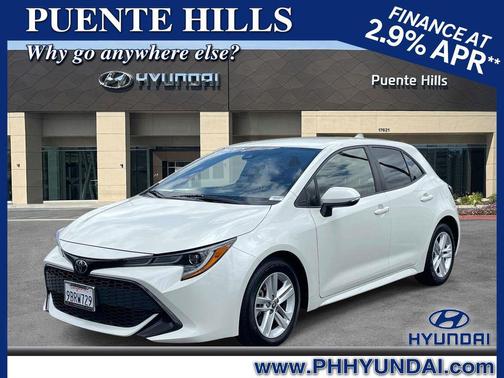Blizzard Pearl 2020 Toyota Corolla SE