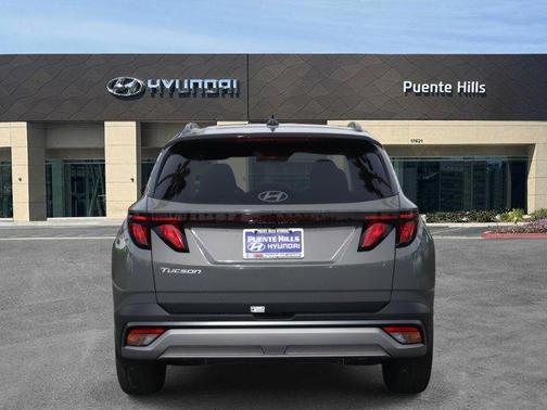 2025 Hyundai TUCSON SEL