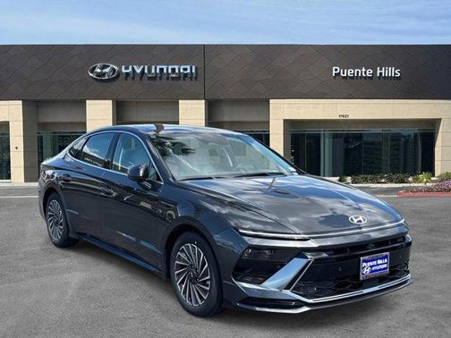 2025 Hyundai SONATA Hybrid Limited