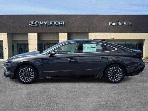 2025 Hyundai SONATA Hybrid Limited