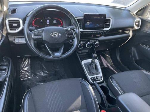 2023 Hyundai VENUE Limited