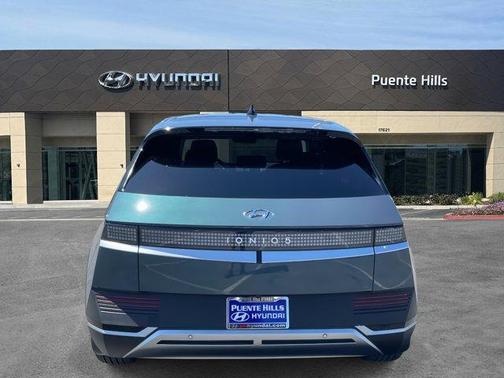 2022 Hyundai IONIQ 5 SEL
