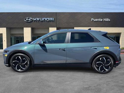 2022 Hyundai IONIQ 5 SEL