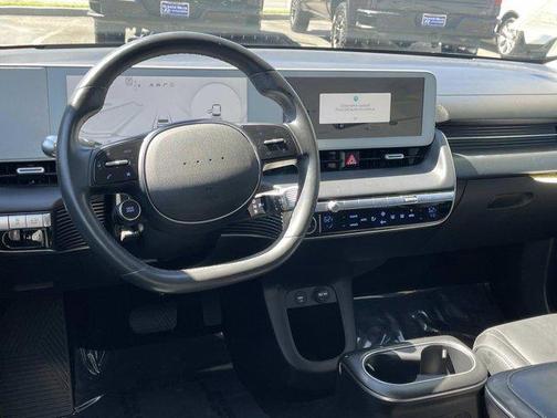 2022 Hyundai IONIQ 5 SEL