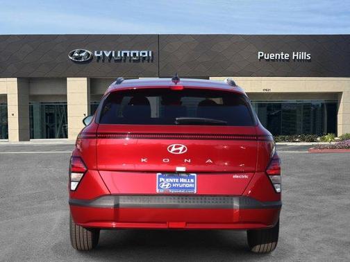 2025 Hyundai KONA EV SEL