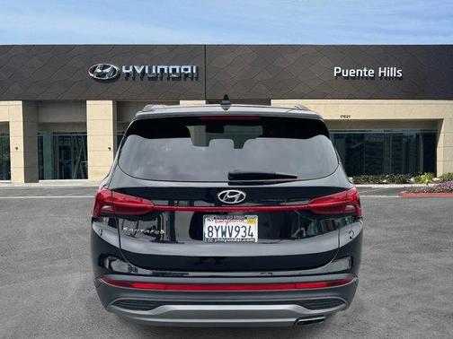 2022 Hyundai SANTA FE SE
