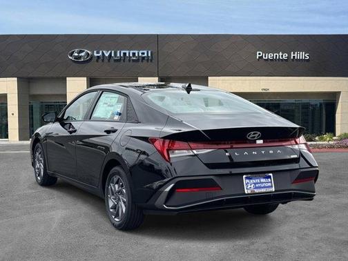 2025 Hyundai ELANTRA HEV Blue