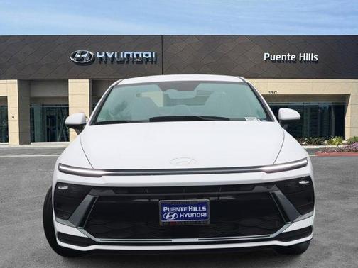 2025 Hyundai SONATA SE