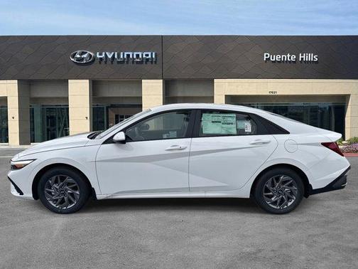 2025 Hyundai ELANTRA HEV Blue