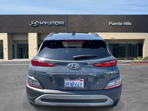 2023 Hyundai KONA SEL