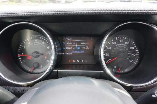 Photo 5 of 25 of 2015 Ford Mustang EcoBoost