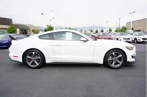 Photo 3 of 25 of 2015 Ford Mustang EcoBoost