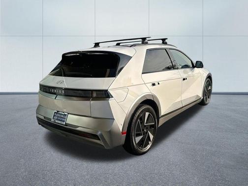 Atlas White 2026 Hyundai IONIQ 5 Limited