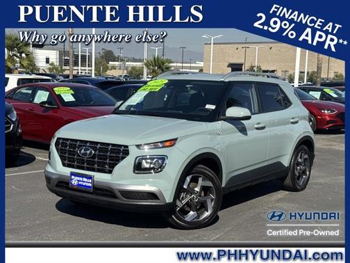 2025 Hyundai VENUE SEL