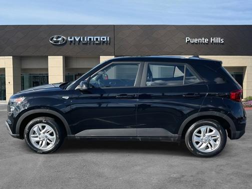 2023 Hyundai VENUE SE