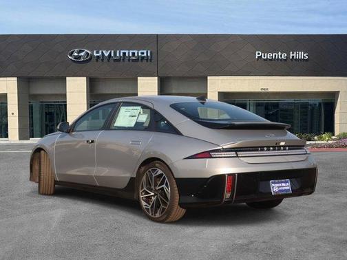 2025 Hyundai IONIQ 6 SEL