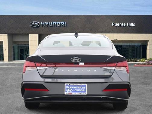 2025 Hyundai ELANTRA HEV Limited