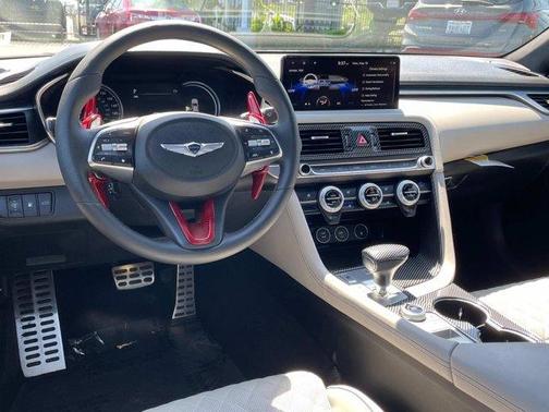 2022 Genesis G70 3.3T