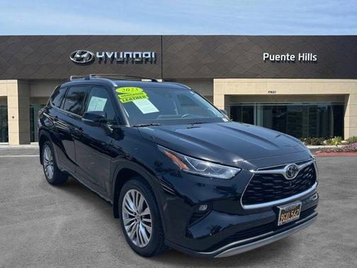 2023 Toyota Highlander Platinum