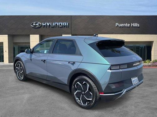 2024 Hyundai IONIQ 5 SE