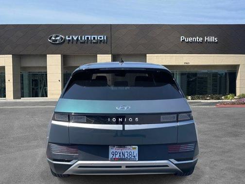 2024 Hyundai IONIQ 5 SE