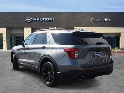 2021 Ford Explorer ST