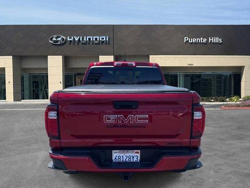 2024 GMC Canyon AT4