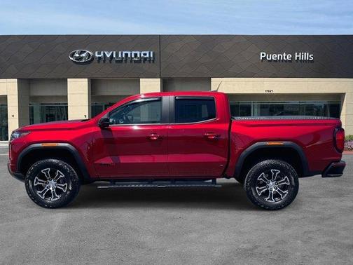 2024 GMC Canyon AT4