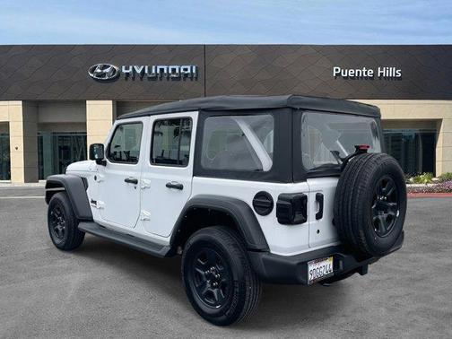 2022 Jeep Wrangler Unlimited Sport