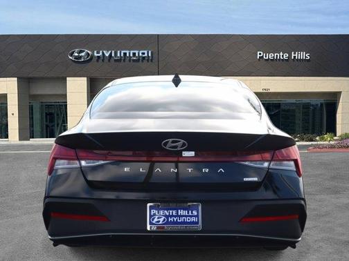 2024 Hyundai ELANTRA HEV Blue