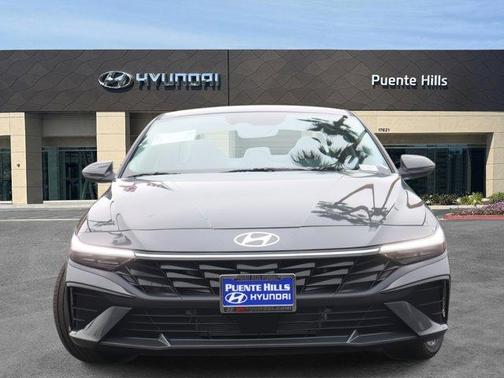 2025 Hyundai ELANTRA HEV Limited