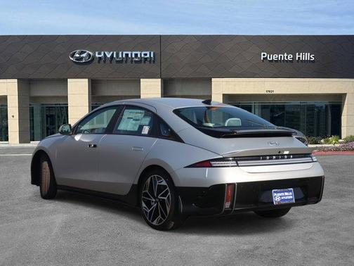 2025 Hyundai IONIQ 6 SEL
