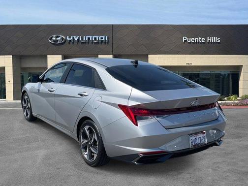 2021 Hyundai ELANTRA SEL