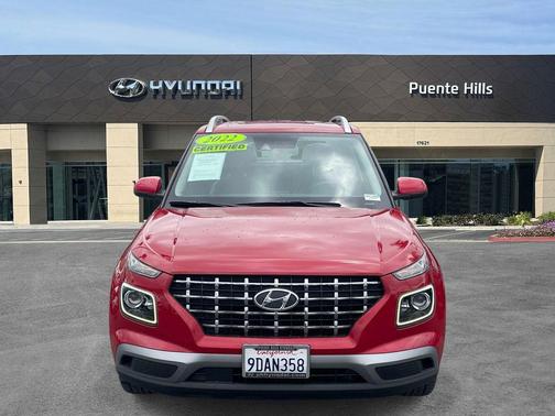 Scarlet Red Pearl 2022 Hyundai VENUE Limited